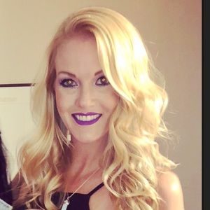 Meet your Posher, Leah